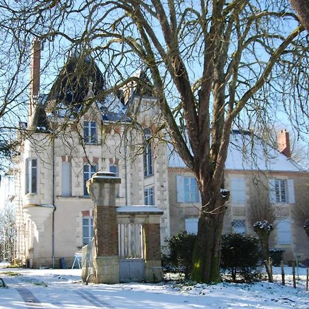 Chambres D'Hotes Montbron Luchapt Εξωτερικό φωτογραφία